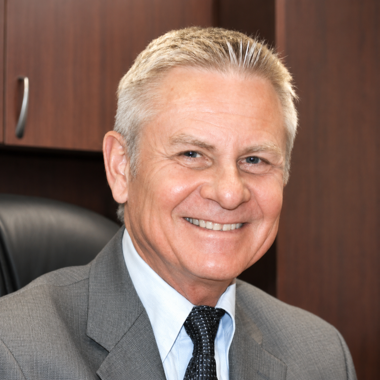 Dr David Nunan